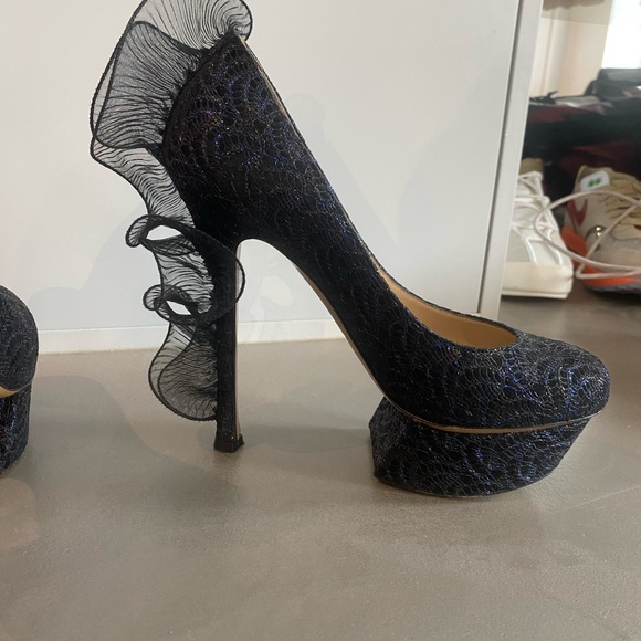 Nicholas Kirkwood Snakeskin Ruffle Platforms - Picture 5 of 8
